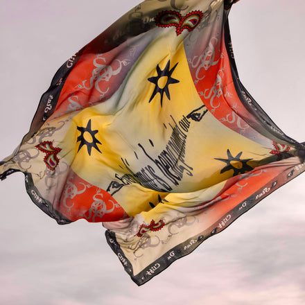 Every Unique thing is being pointed out scarf